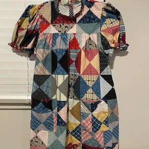 Doen quilted pattern dress. Size medium